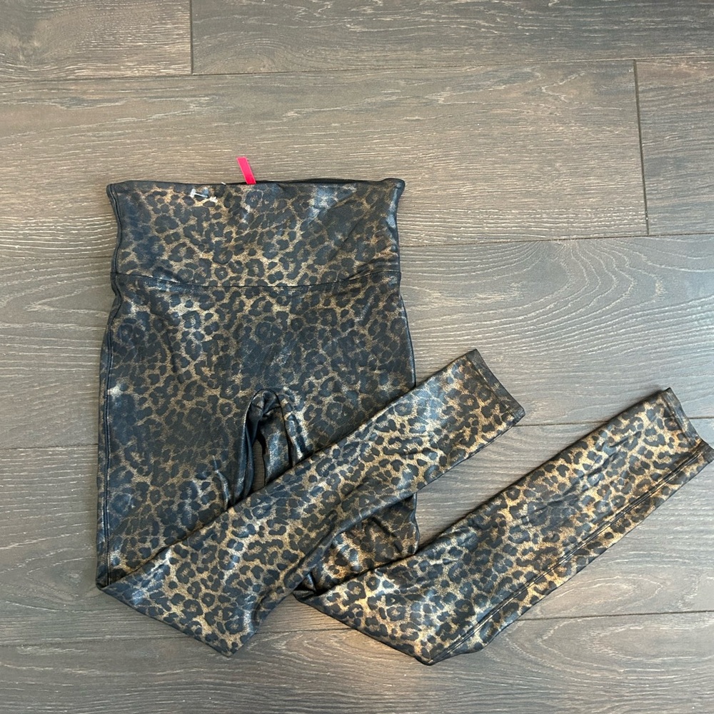 Spanx Metallic Leopard Legging